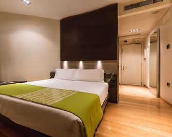 Best Western Plus The Hub Hotel - Milano - Camera da letto