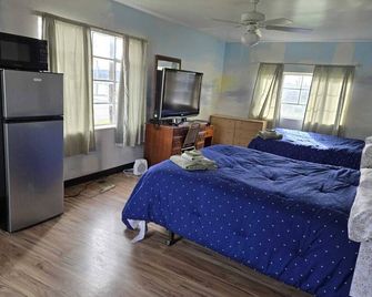 Mountaineer Motel - Standard Room - Mount Storm