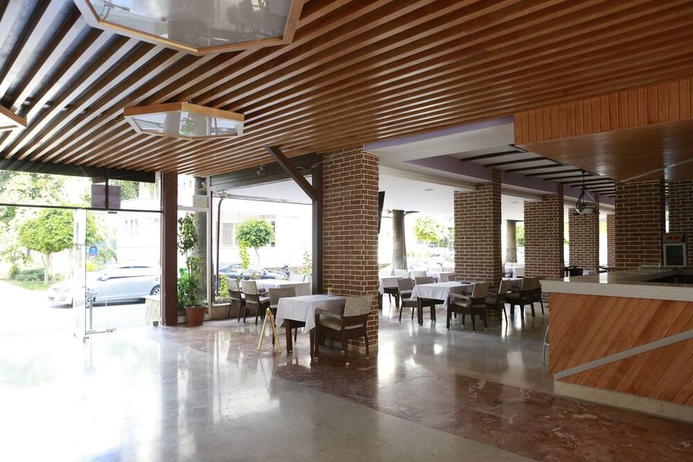 Maren Beach Apart Hotel - אלניה - מסעדה