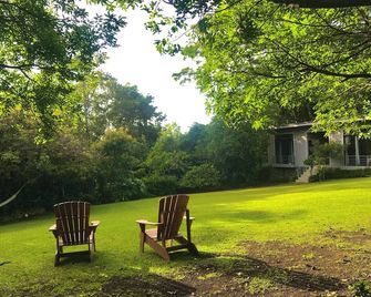 Yerbabuena Lodge - Monteverde - Patio