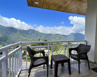The Mountilla - New Tehri - Balcón