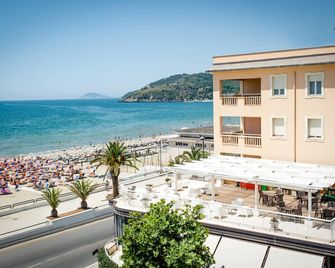Hotel Villa Eleonora - Minturno