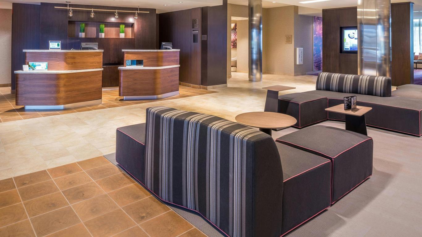 Courtyard by Marriott Detroit Farmington Hills