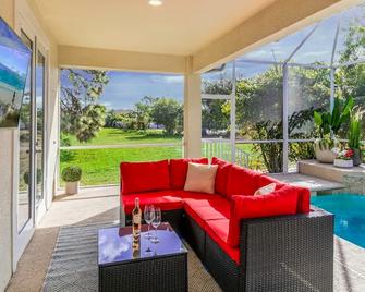 4BR Beach House Private Pool Minutes to Beach - Marco Island - Patio