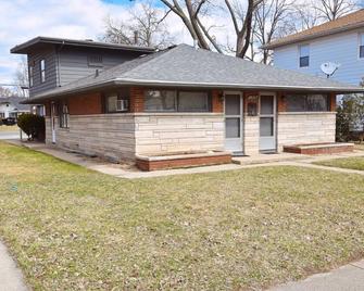 Studio Apartment Close to Notre Dame 1309 4 - South Bend - Building