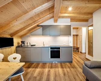 Krämerhof Apt Villnösser Geisler - Rodengo - Cucina