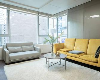 Gangnam Apartment 100m 3 Bedrooms 2 Private Bathrooms M Ceo Residence 1 Minute To Coex Fully Furnished 3bdr 2bath - Seoul - Living room