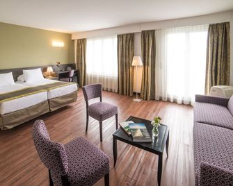 Hotel Montana - ג'נבה - חדר שינה