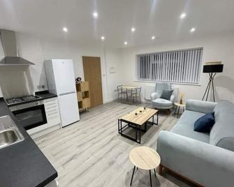 Newly built 2023 One bed bungalow with front and back gardens - Oxford - Living room