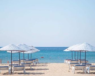 Amphora Hotel - Ayvalik - Пляж
