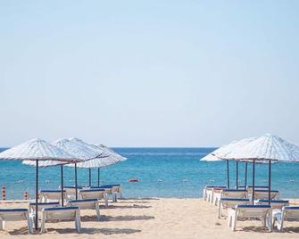 Hotel Amphora - Ayvalık - Strand