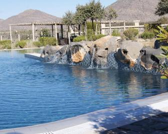 Sahab Resort And Spa, Jabal Al Akhdar - Nizwa - Piscina