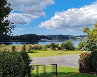 Rotoma Lakeside Luxury - Kawerau - Outdoor view