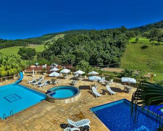 Hotel Fazenda Village Montana - Socorro - Pool