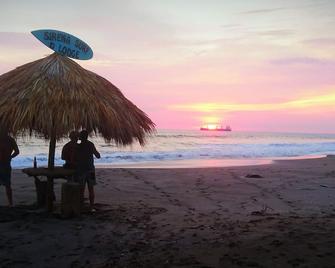 Casa Sirena Surf Lodge - Miramar - Playa