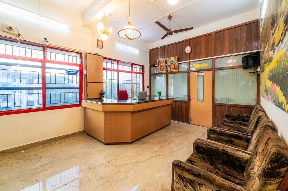 Itsy Hotels Mansi thumbnail 3