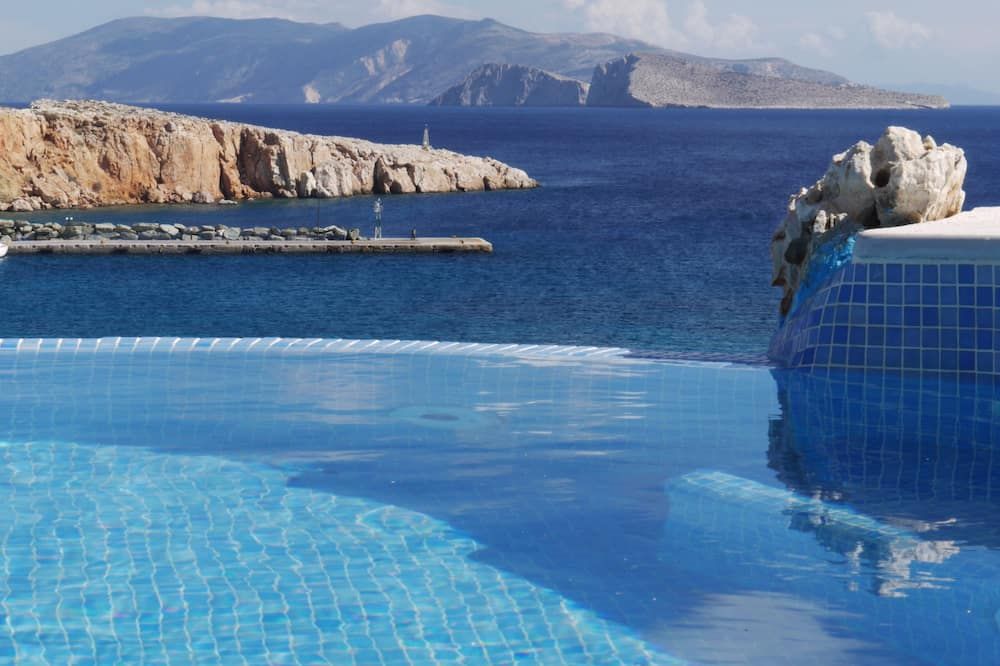 Vrahos Boutique Hotel - Folegandros