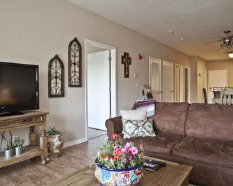 Rockwood Resort - Branson - Phòng khách