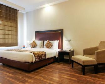 Vibe by the lalit Traveller - Faridabad - Bedroom