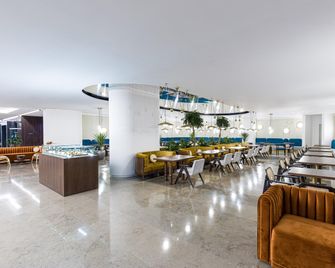 Crowne Plaza Belgrade - Belgrade - Restaurant