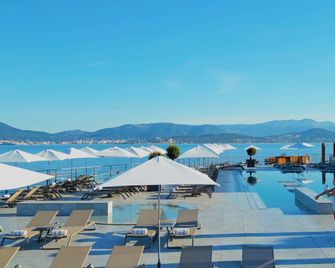 Sofitel Golfe d'Ajaccio Thalassa sea & spa - Porticcio - Piscine