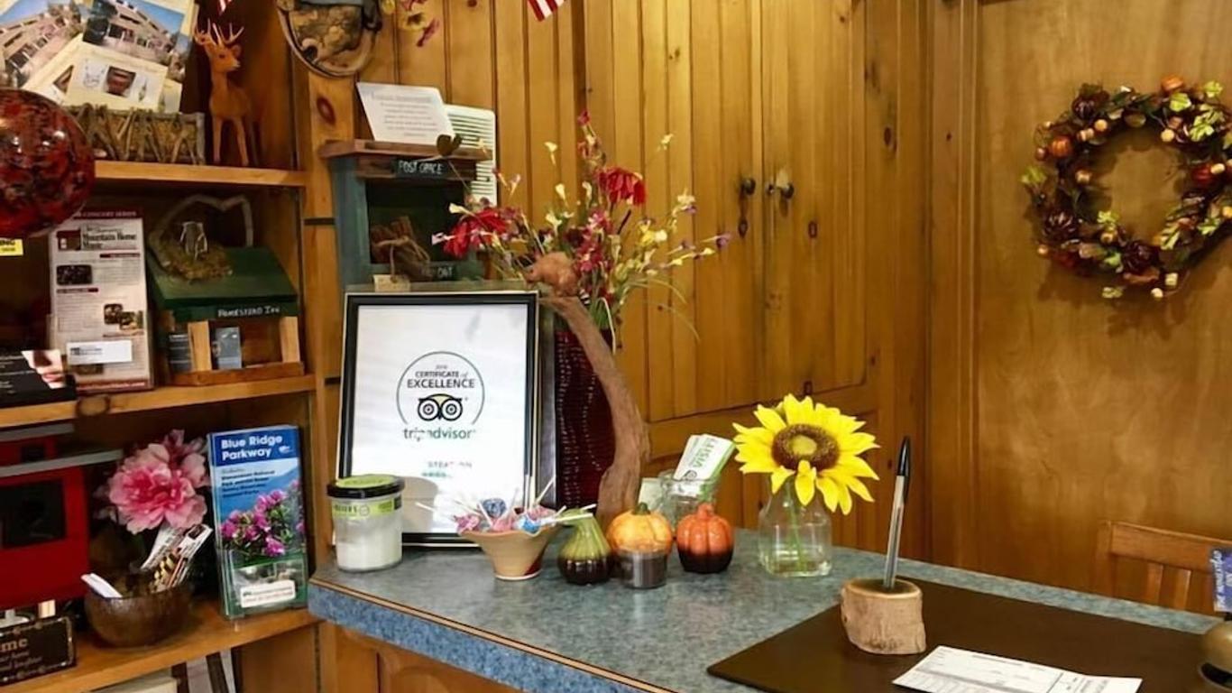 Homestead Inn - Blowing Rock
