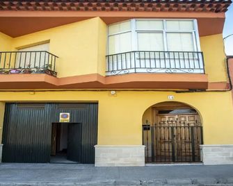 Belvilla By OYO Apartamento Abuela Caridad - Villarrobledo - Gebouw