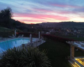 B&b Casalfarano - Cupra Marittima - Pool