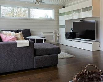 5 person holiday home in Nösund - Nösund - Вітальня