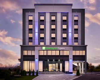 Holiday Inn Express Hamilton - Upper James By IHG - Hamilton - Rakennus