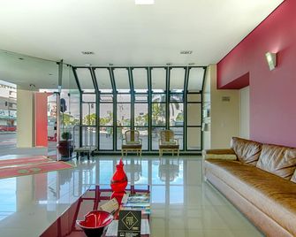 هوتل ناسيونال إن كوريتيبا توريس - كوريتيبا - ردهة