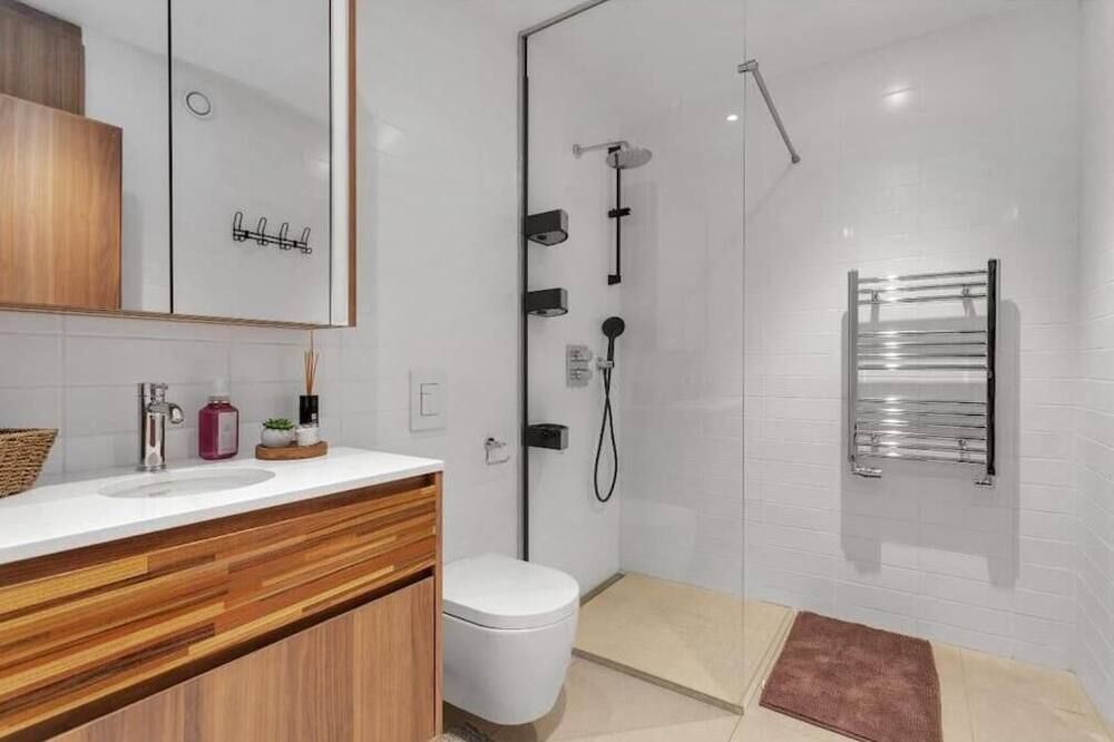 Premium Downtown Queen Apartment Kartuli - Reikiavik