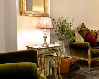 Jolyons at No. 10 - Cardiff - Lounge