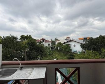 Airport Residencies - Katunayake - Balcony