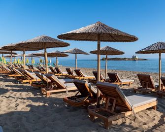 High Beach White - Mália - Playa
