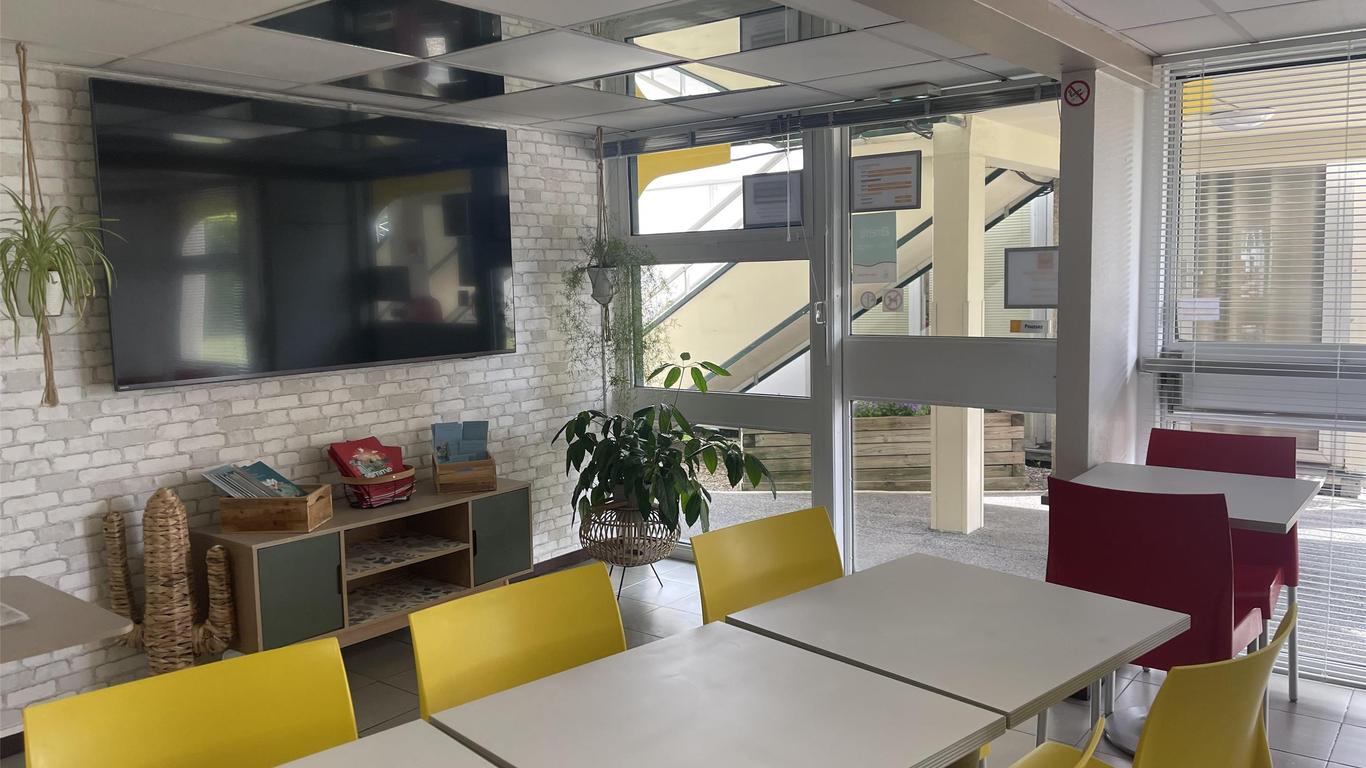 Premiere Classe Amiens Est - Glisy