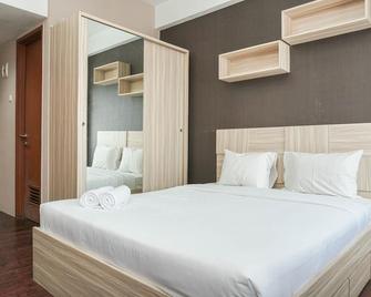 Simply Studio Room Apartment Margonda Residences 5 - Depok - Bedroom