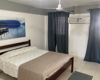 Park View Villa is located in the most exclusive neighborhood in Belize City. - Belize City - Bedroom