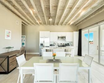 The Tides, Grace Bay - Providenciales - Dining room