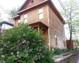 Persimmon Inn - Bloomington - Edifício