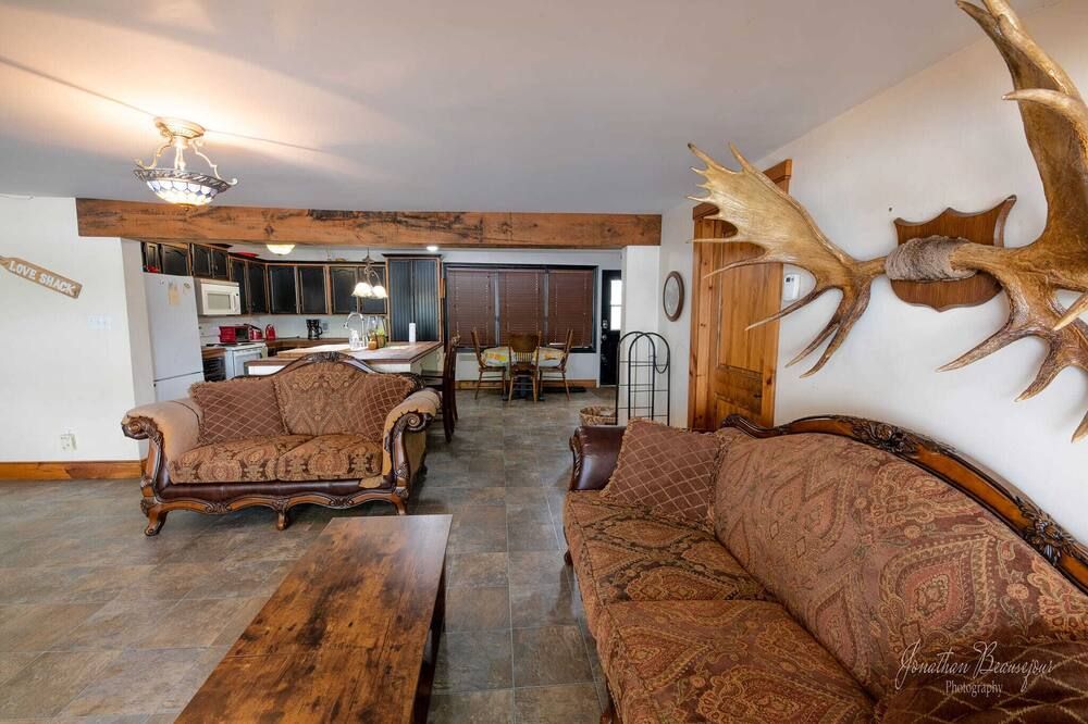 Beautiful All Season Cottage on Remi Lake - Kapuskasing - Wohnzimmer