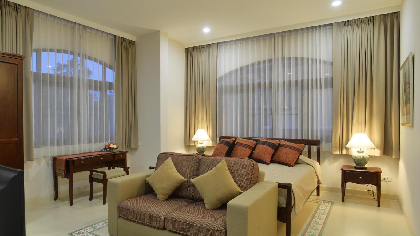 The Golden Wells Residence