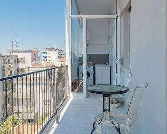 Unica Apartment Pescara - Yourplace Abruzzo - Pescara - Balkon