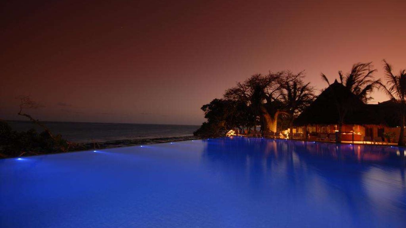 منتجع وسبا باوباب بيتش