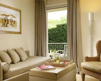 فيلا روما إمبريل - فورتي ديي مارمي - غرفة معيشة