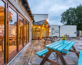 The Queens - Carlisle - Patio