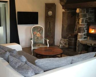 Maison de Campagne en Pierre - Callac