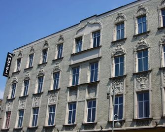 Hotel Kolodziej - Siemianowice Śląskie - Building