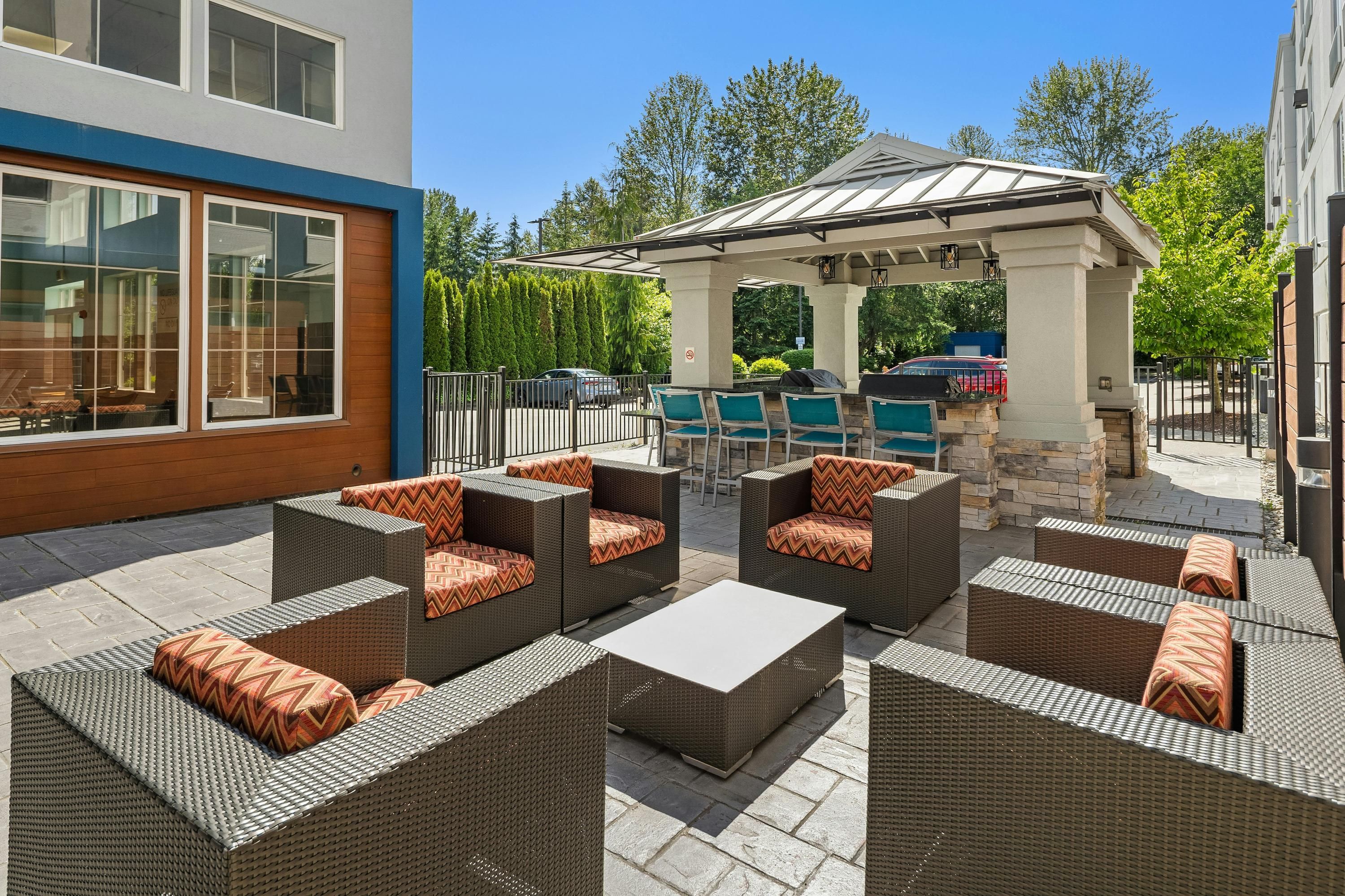 Hampton Inn & Suites Seattle North/Lynnwood - Lynnwood - Patio