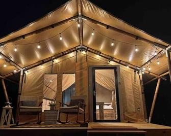 Firefly Season Glamping - Sevierville - Building